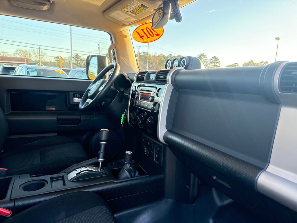 Used 2014 Toyota FJ Cruiser 4WD image 20