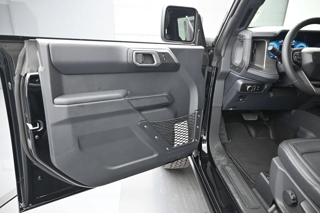 New 2026 Ford Bronco Badlands AWD/4WD image 11