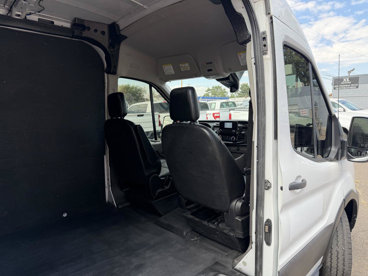 Used 2023 Ford Transit 250 Medium Roof AWD w/ Load Area Protection Package image 30