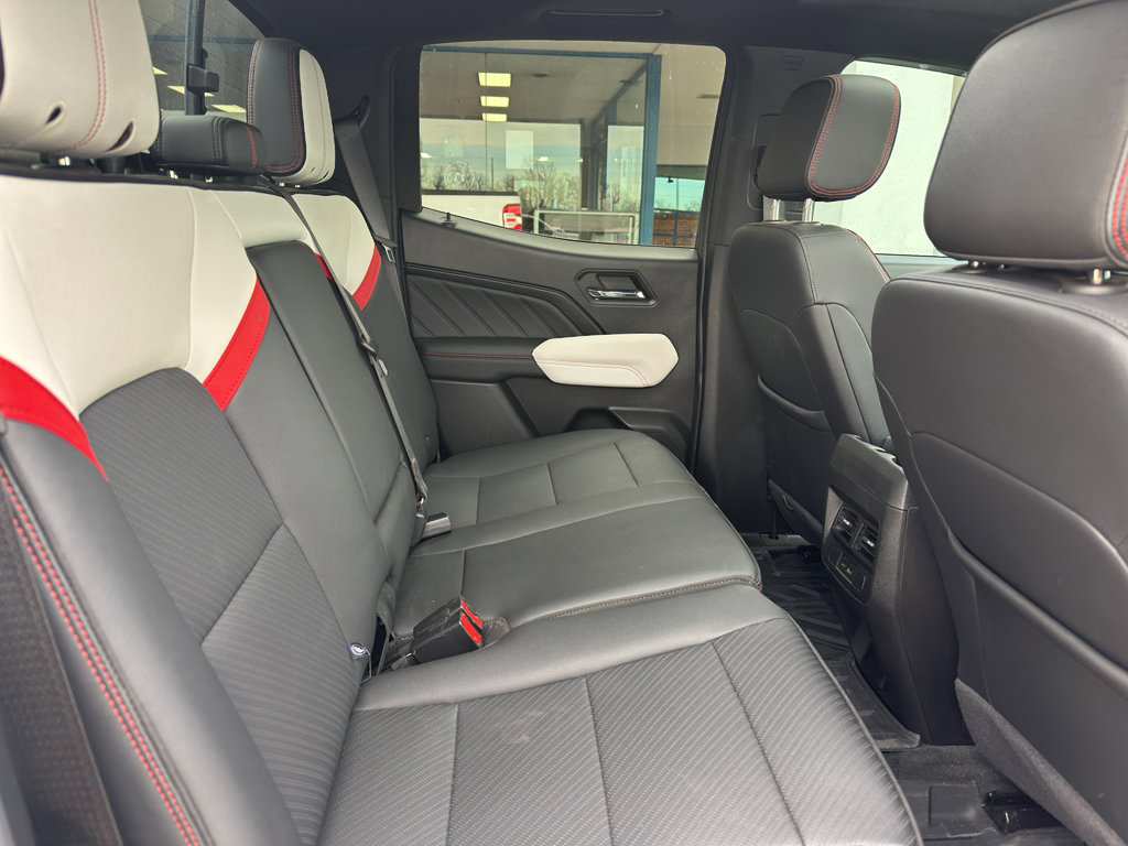 Used 2024 GMC Canyon AT4X AWD/4WD image 39
