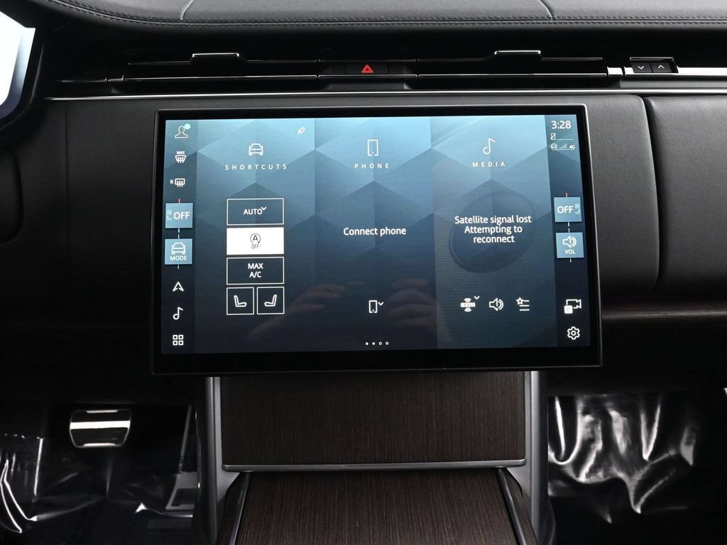 Used 2024 Land Rover Range Rover SE AWD/4WD image 31
