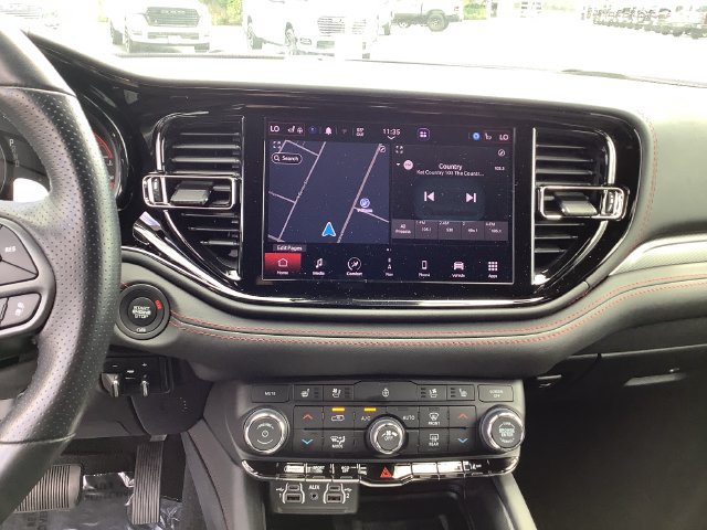 Used 2024 Dodge Durango GT AWD/4WD image 17