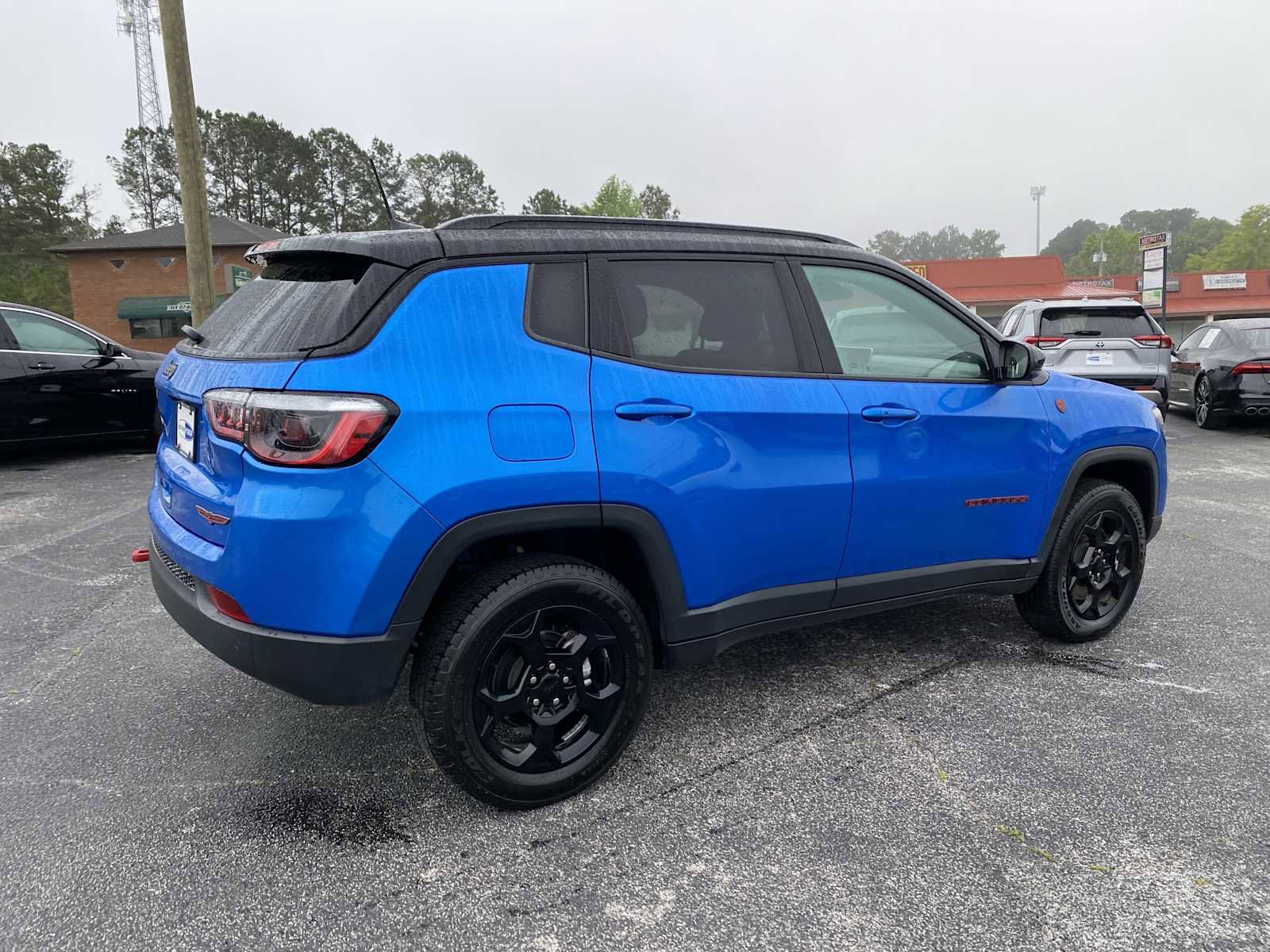 Used 2024 Jeep Compass Trailhawk AWD/4WD image 5