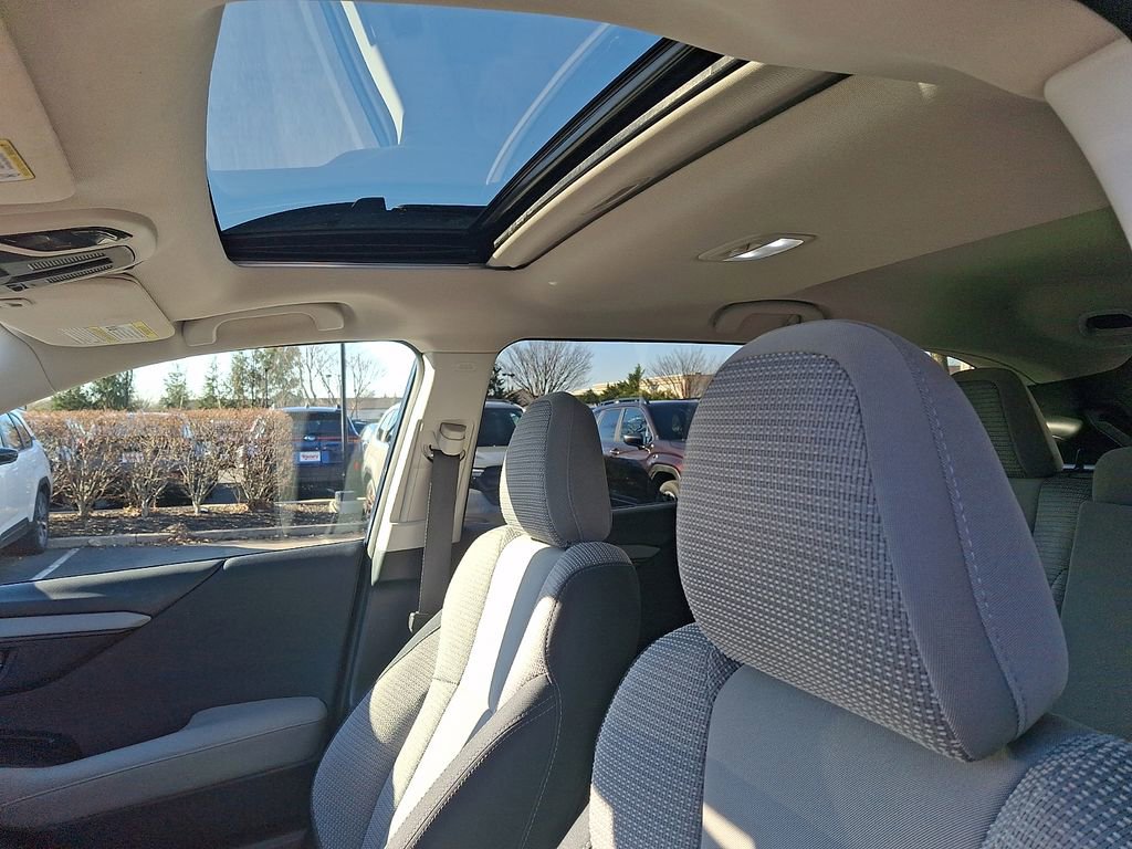 Used 2023 Subaru Outback Premium image 14
