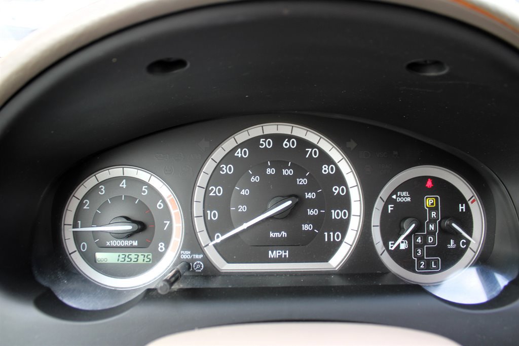 Used 2005 Toyota Sienna XLE image 26