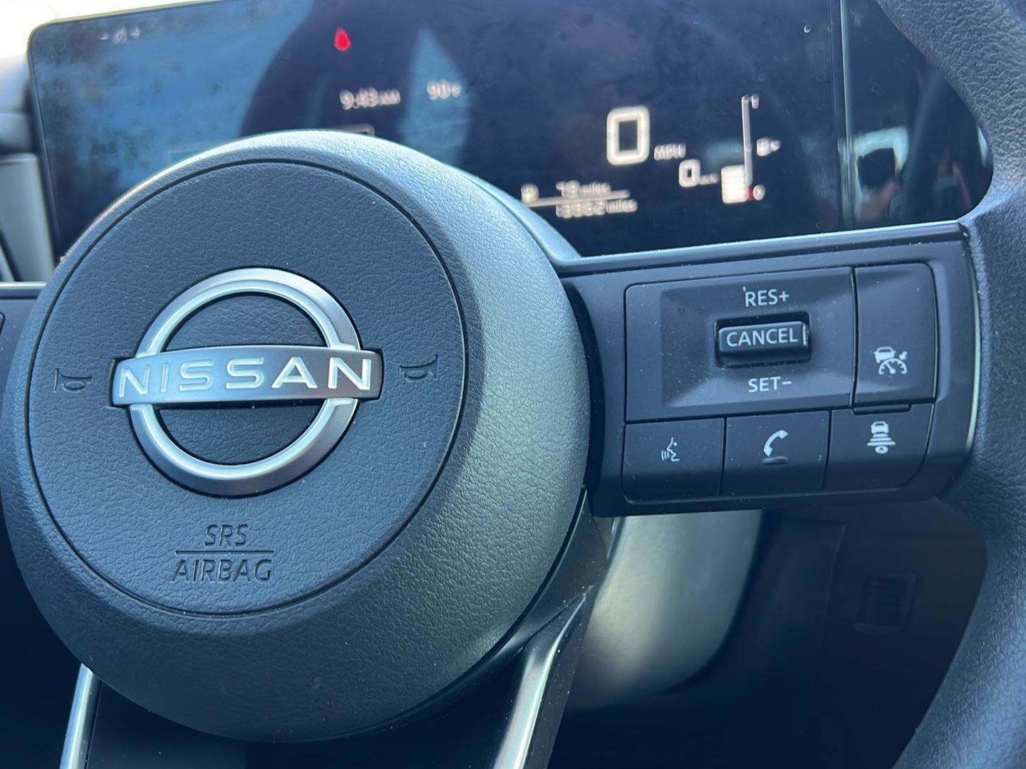 Used 2025 Nissan Kicks S FWD image 15