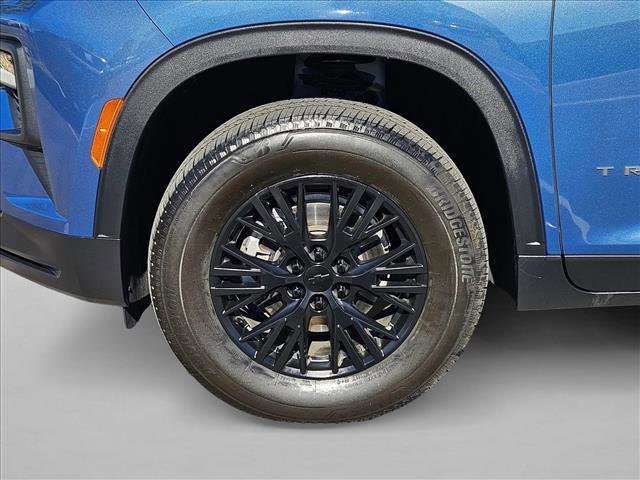 Used 2024 Chevrolet Traverse LS image 20