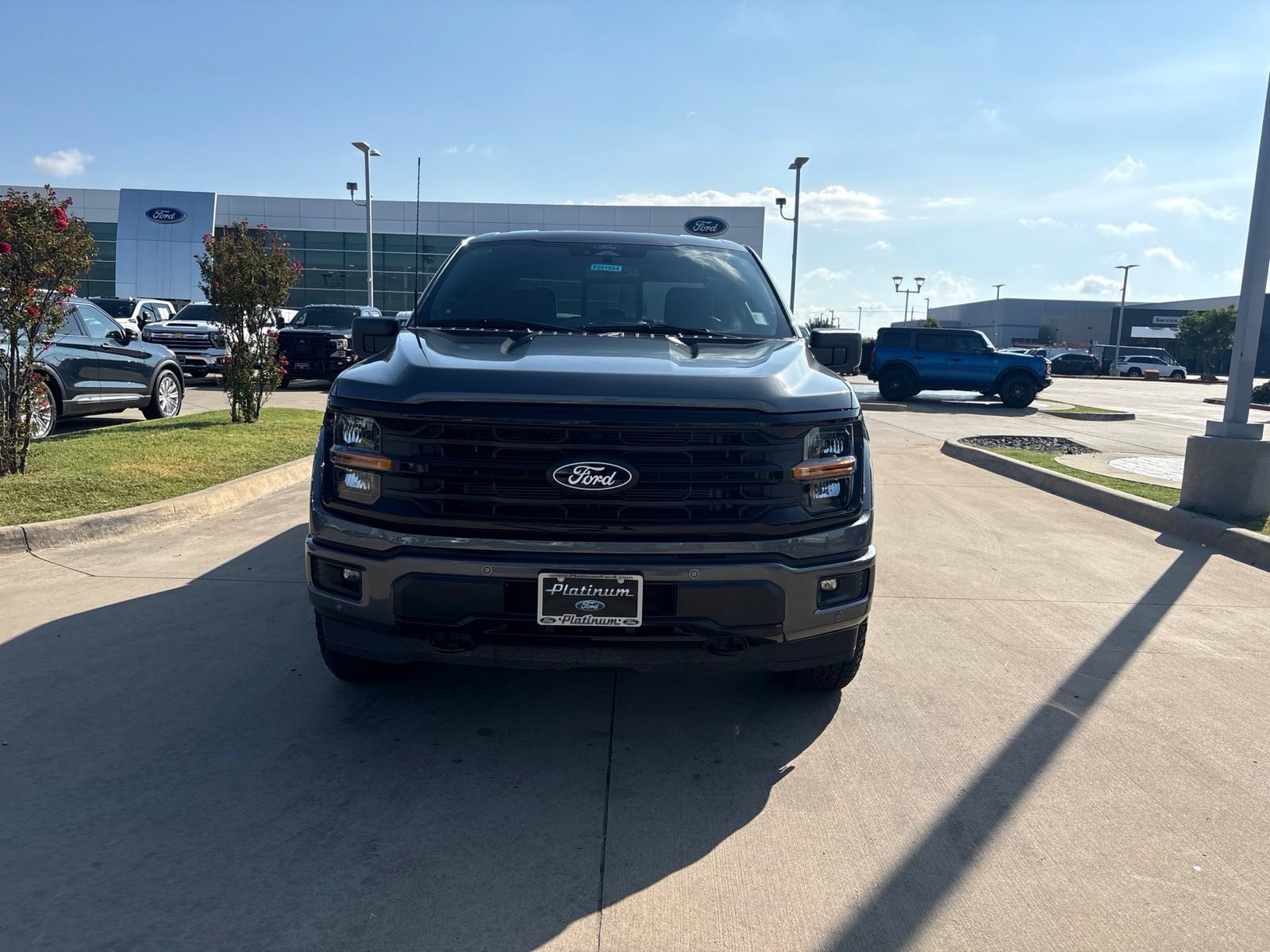 New 2026 Ford F150 XLT w/ Equipment Group 302A MID