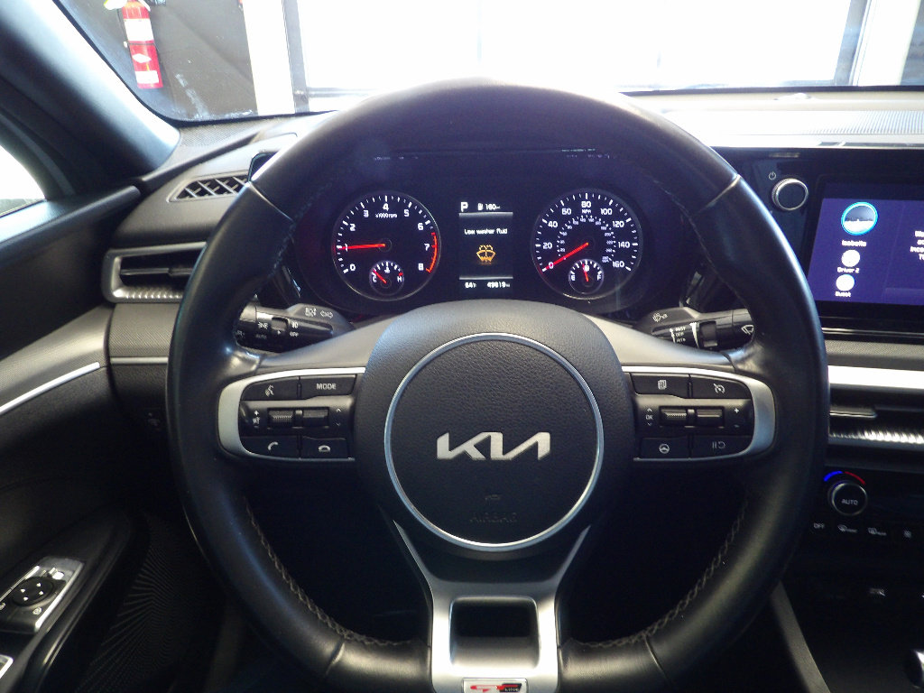 Used 2022 Kia K5 GT-Line AWD/4WD image 27