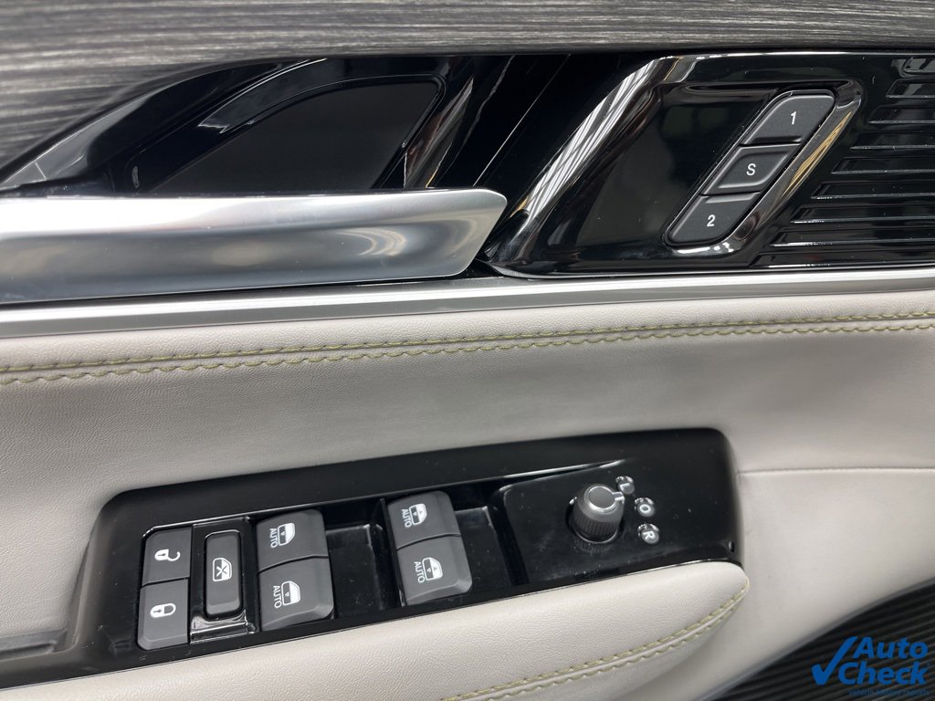 Used 2023 Jeep Wagoneer Series III w/ Convenience Group I image 30