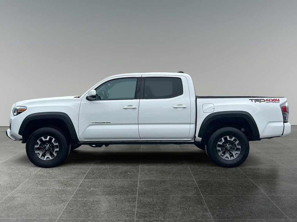 Used 2021 Toyota Tacoma TRD Off-Road w/ Technology Package image 4
