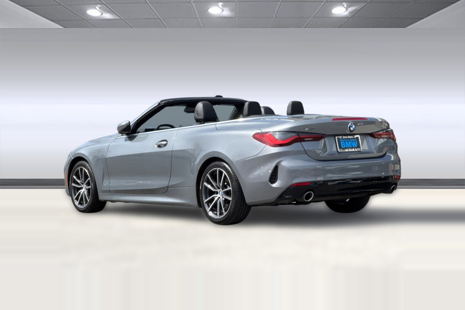 Used 2025 BMW 430i xDrive Convertible image 3