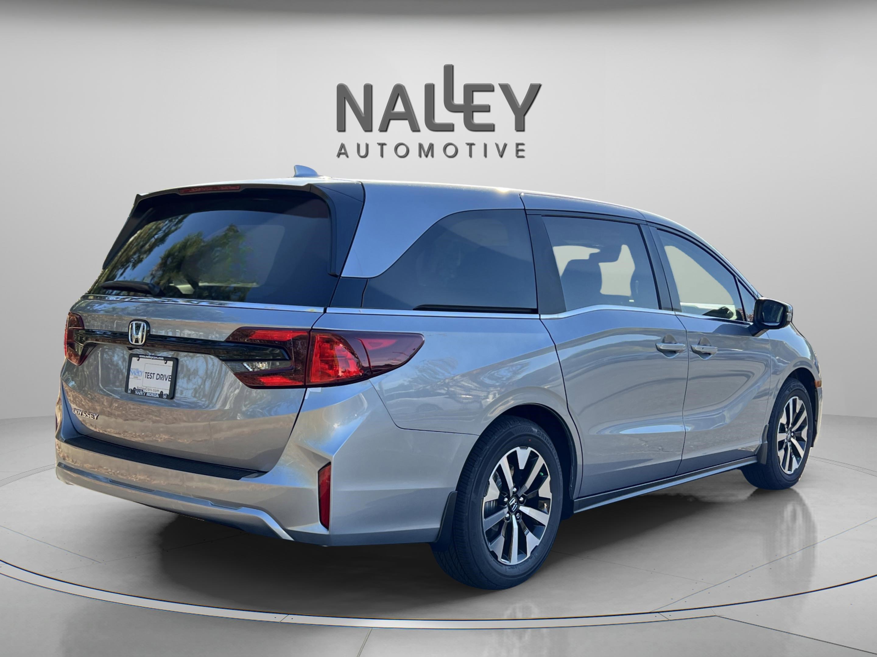 New 2026 Honda Odyssey EX-L image 7
