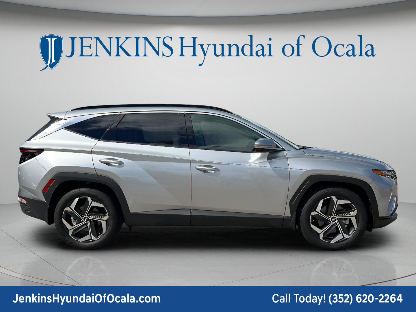Certified 2024 Hyundai Tucson Limited FWD image 2