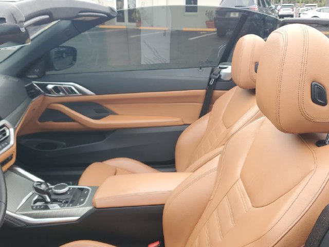 Used 2021 BMW M440i Convertible w/ Executive Package RWD image 19