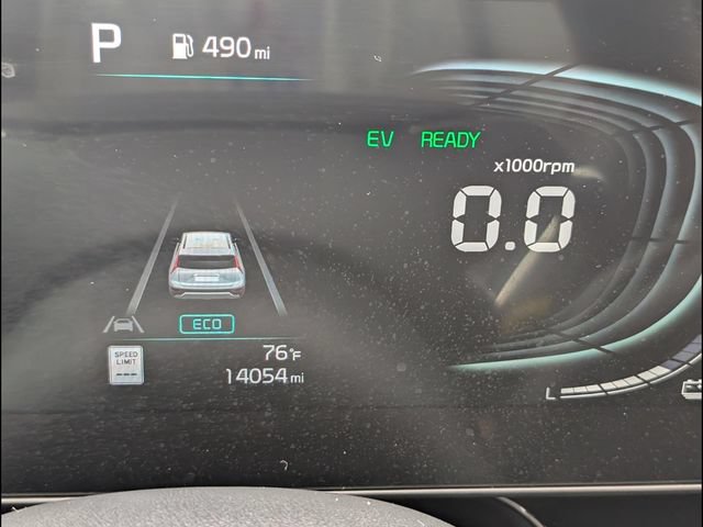 Certified 2025 Kia Niro EX Touring FWD image 21