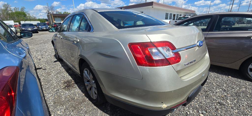 Used 2012 Ford Taurus SEL image 7
