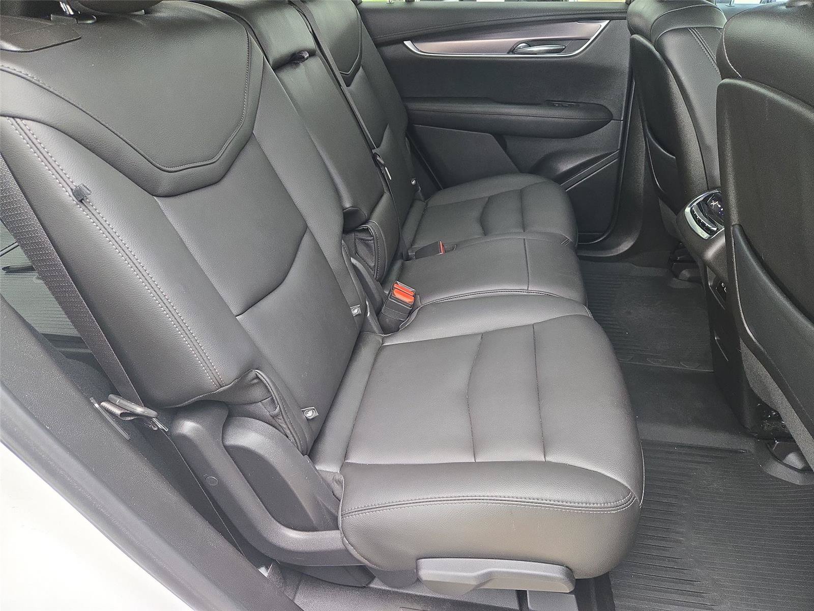 Used 2023 Cadillac XT6 Luxury FWD image 29