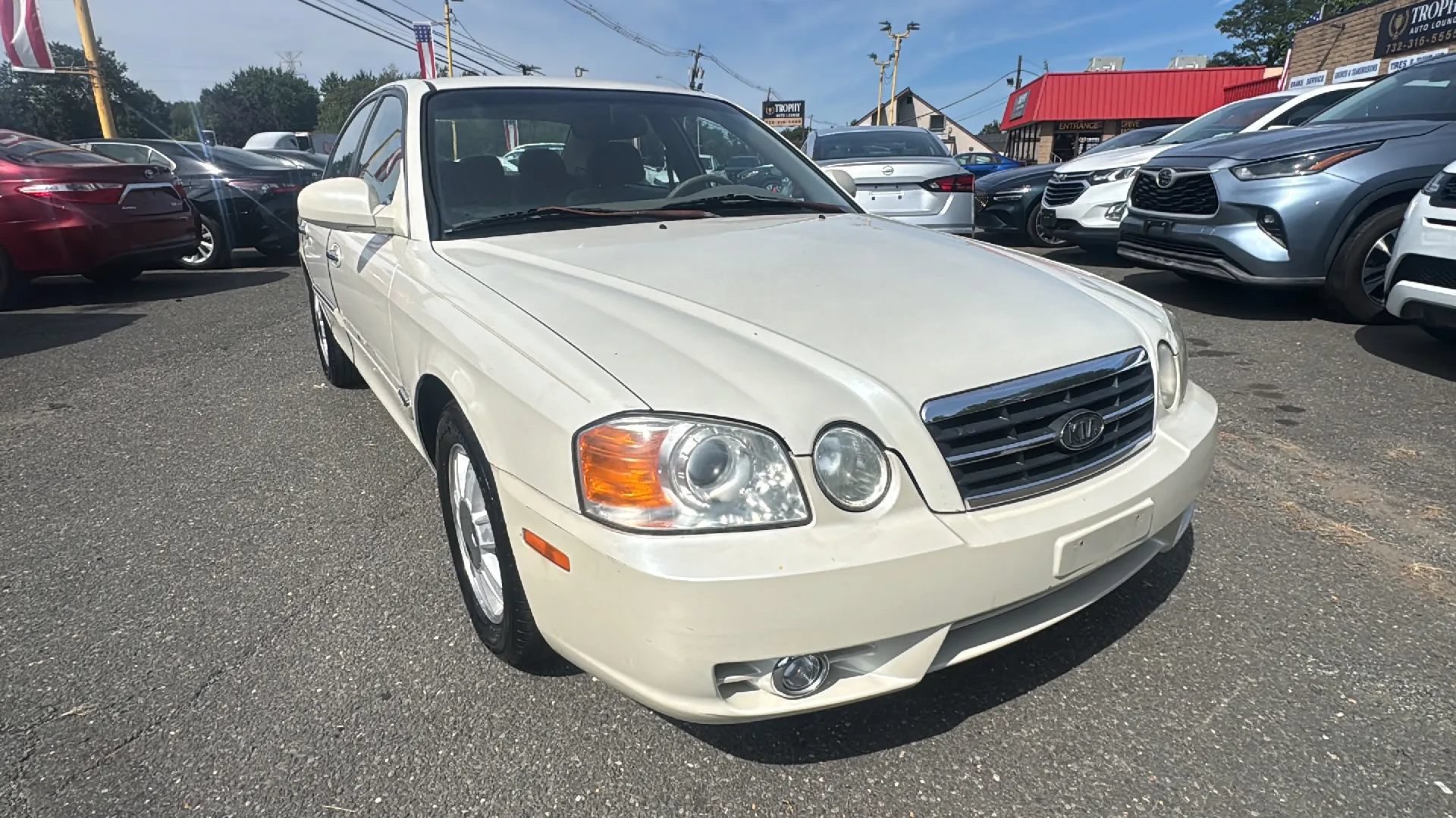 Used 2004 Kia Optima FWD image 3
