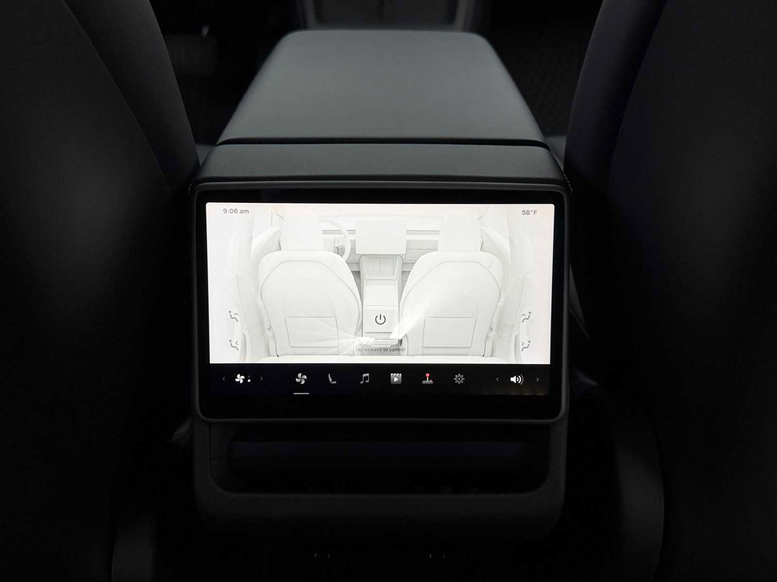 Used 2024 Tesla Model 3 Standard Range RWD image 25
