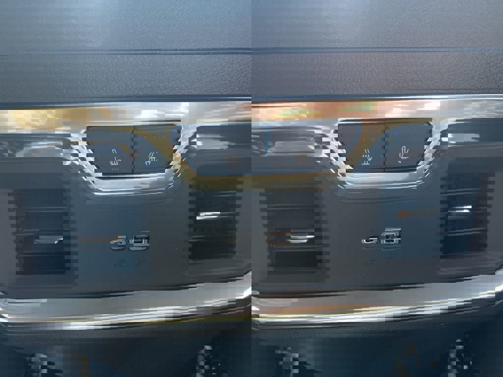 New 2025 GMC Sierra 2500 Denali w/ Denali Reserve Package image 12