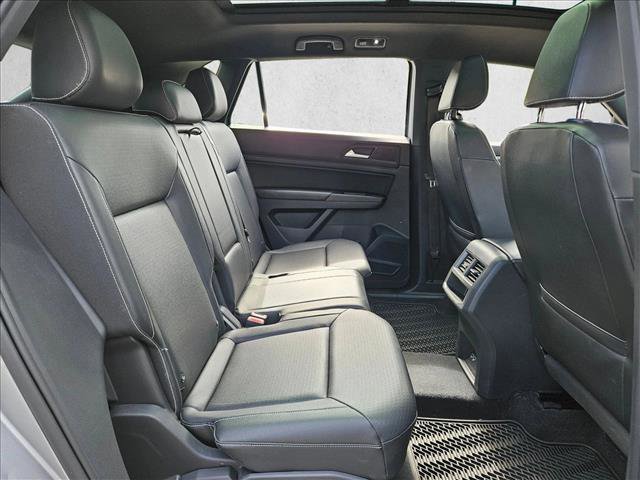 Used 2020 Volkswagen Atlas Cross Sport SEL FWD image 20