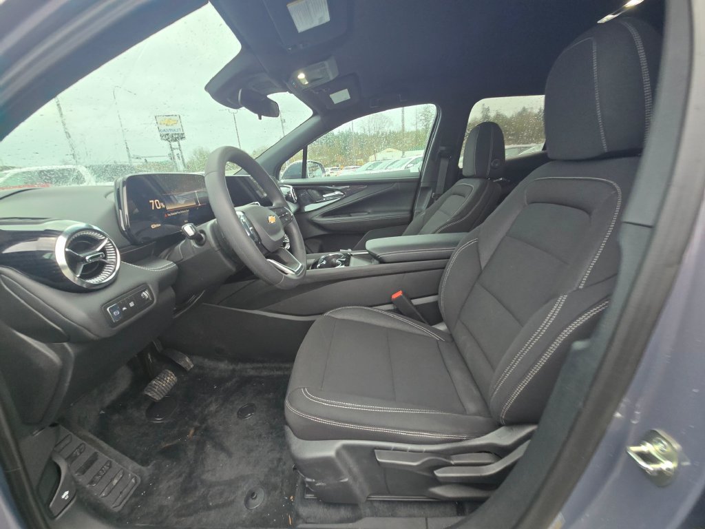 New 2026 Chevrolet Blazer EV LT AWD/4WD image 16