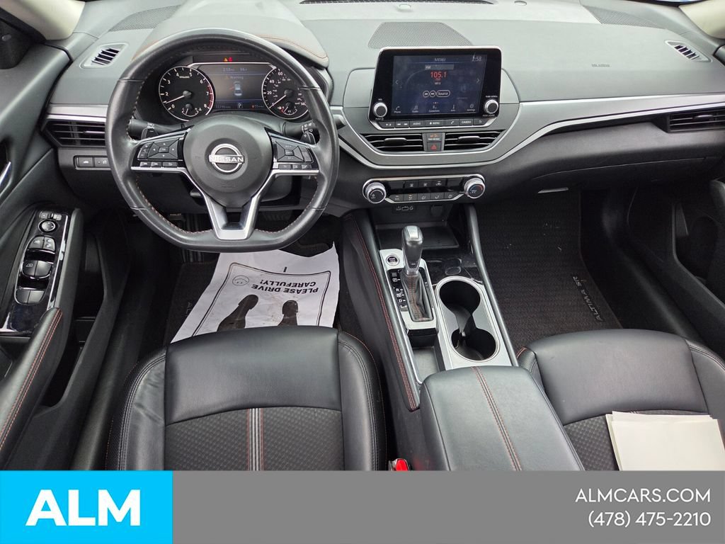 Used 2025 Nissan Altima 2.5 SR FWD image 10