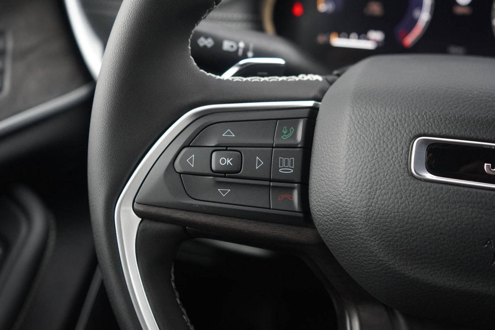 New 2026 Jeep Grand Cherokee Limited image 15