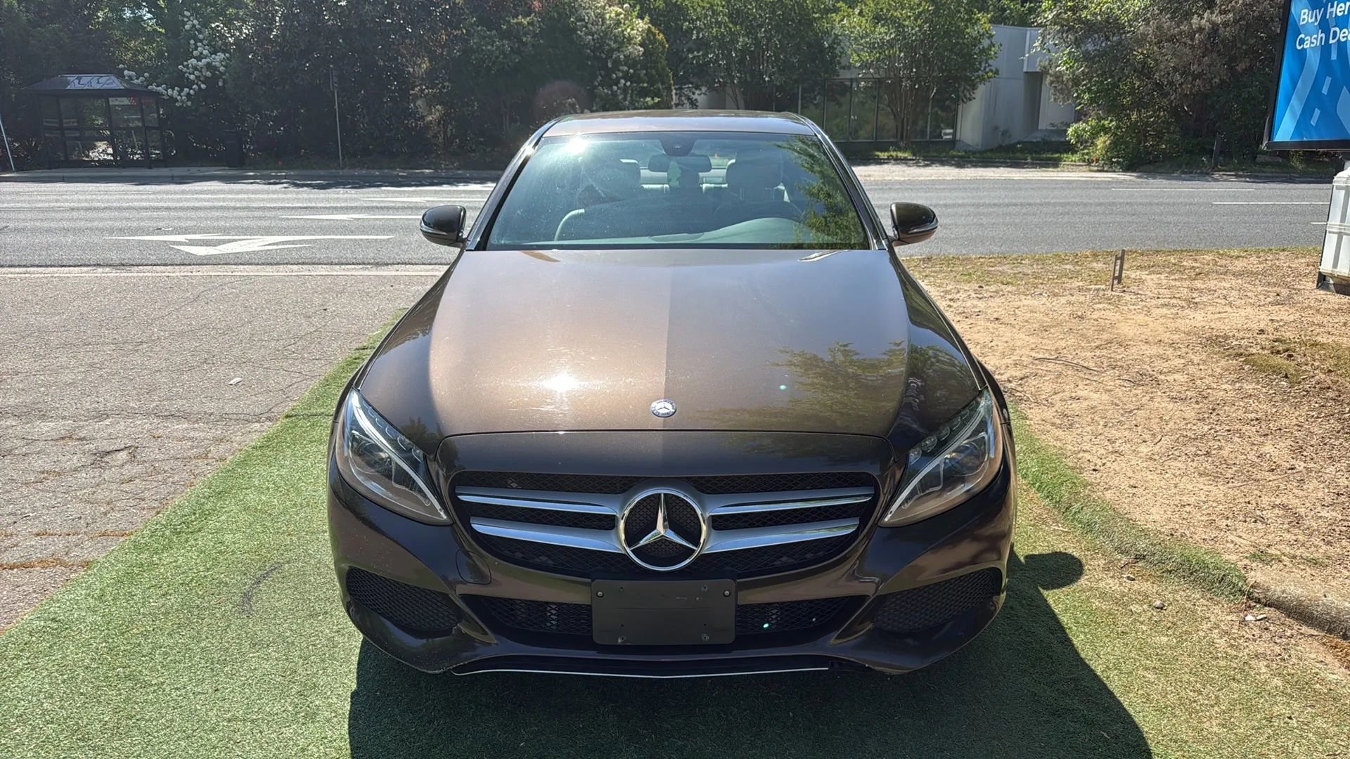 Used 2015 Mercedes-Benz C 300 4MATIC Sedan image 2