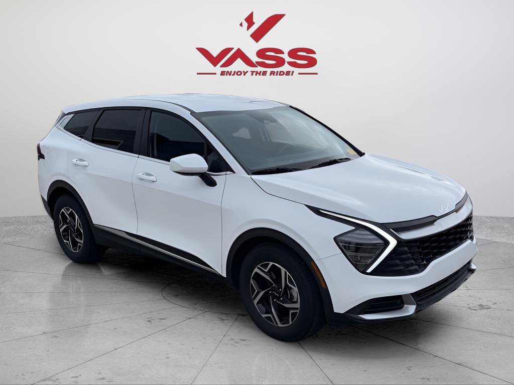 Used 2025 Kia Sportage LX FWD image 7
