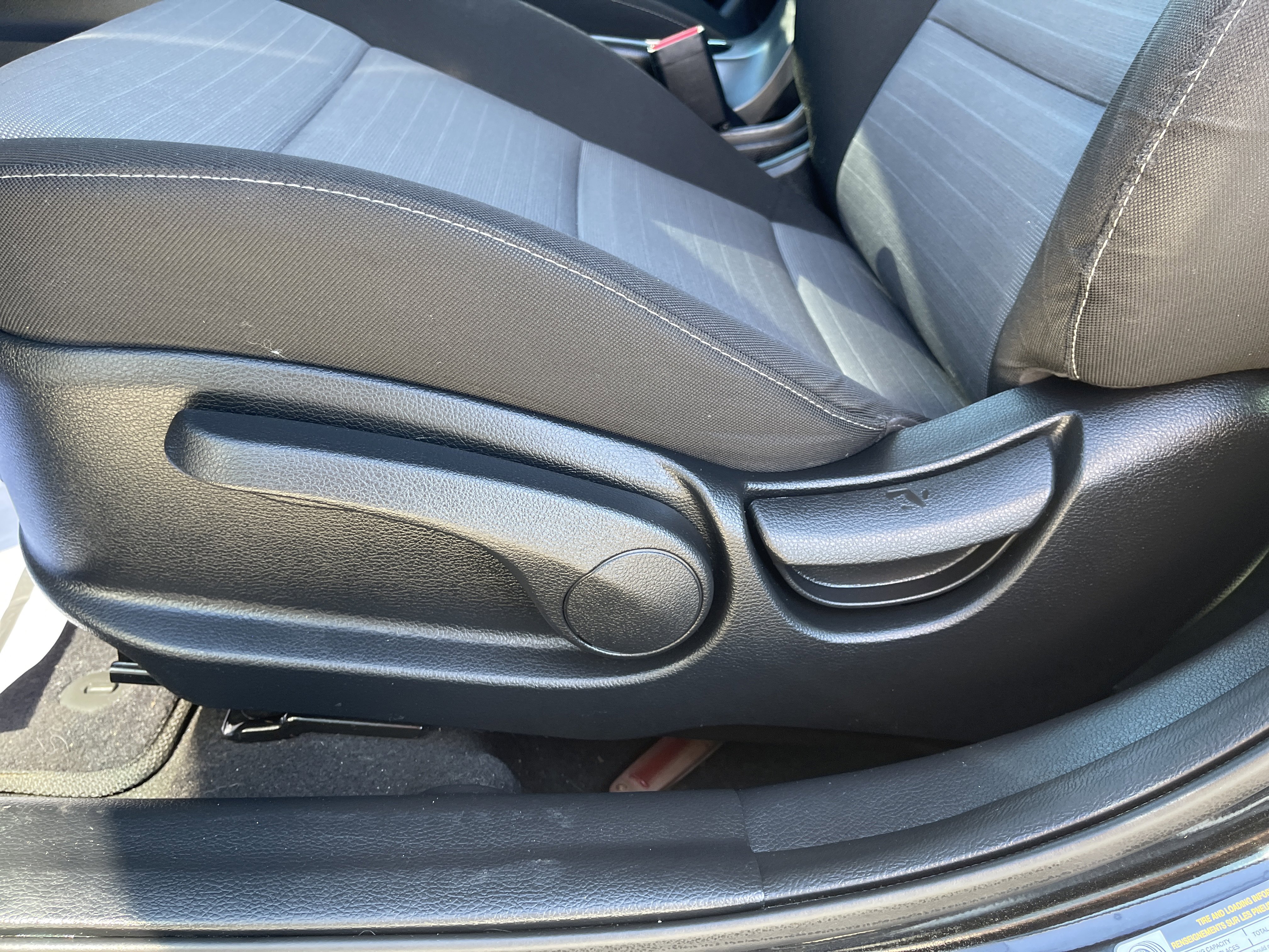 Used 2016 Kia Forte LX image 36