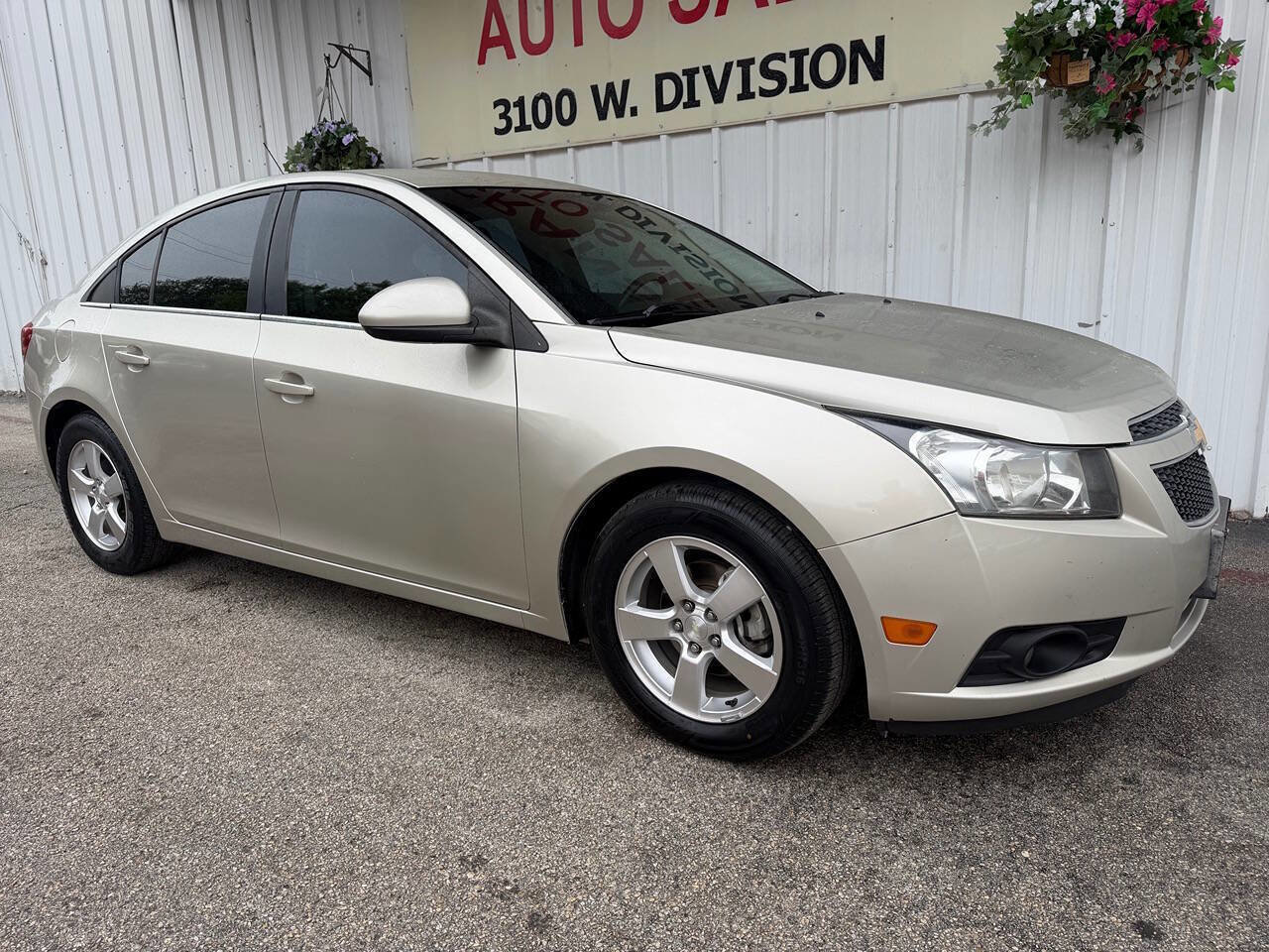 Used 2013 Chevrolet Cruze LT image 10
