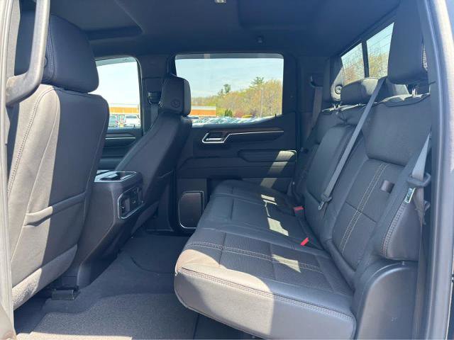 Used 2024 Chevrolet Silverado 1500 High Country w/ Midnight Edition AWD/4WD image 24
