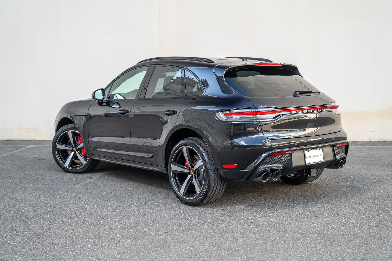 New 2025 Porsche Macan S image 3