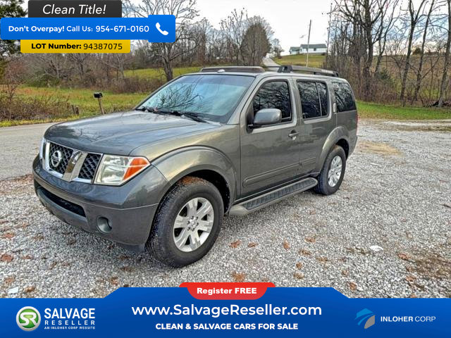 Used 2007 Nissan Pathfinder LE w/ LE Navigation Pkg image 3
