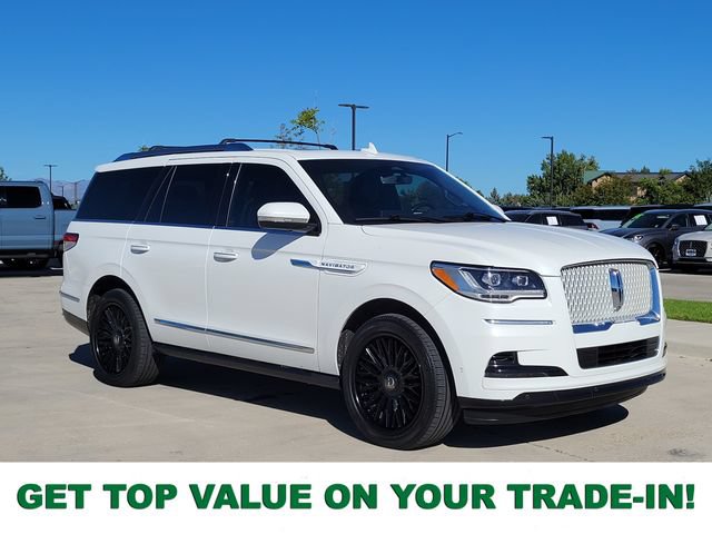 Certified 2023 Lincoln Navigator Reserve w/ Monochromatic Package AWD/4WD image 1