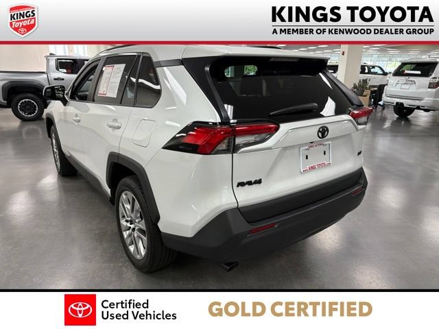 Used 2025 Toyota RAV4 XLE Premium w/ Weather Package FWD image 6