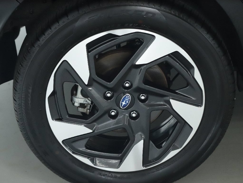 Used 2025 Subaru Crosstrek 2.5i Limited AWD/4WD image 12