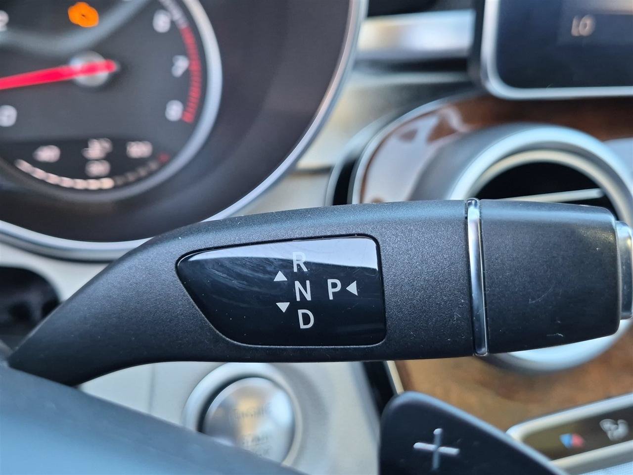 Used 2016 Mercedes-Benz C 300 4MATIC Sedan image 27