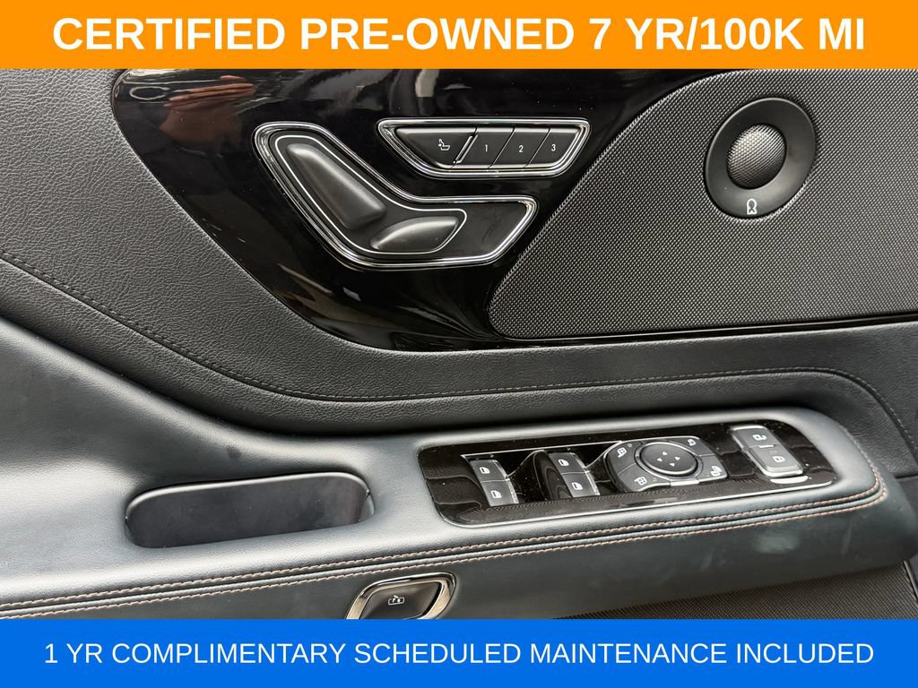 Used 2025 Lincoln Aviator Reserve AWD/4WD image 28