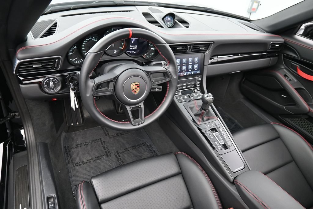 Certified 2019 Porsche 911 Speedster RWD image 4