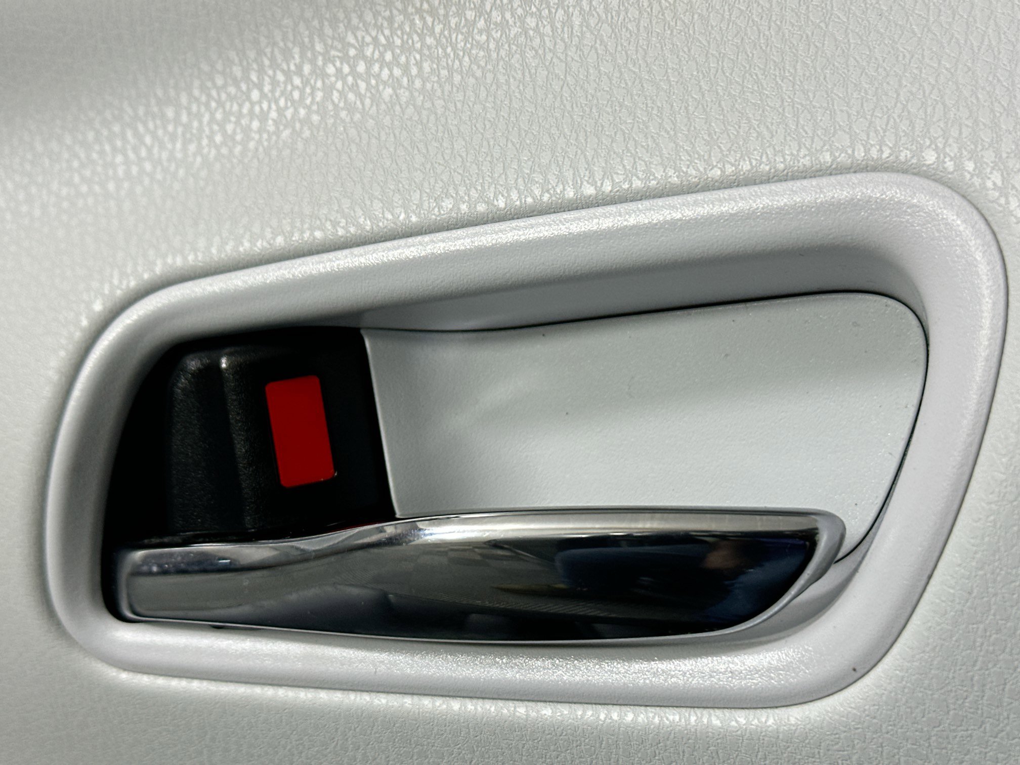 Used 2022 Toyota Prius Limited image 14