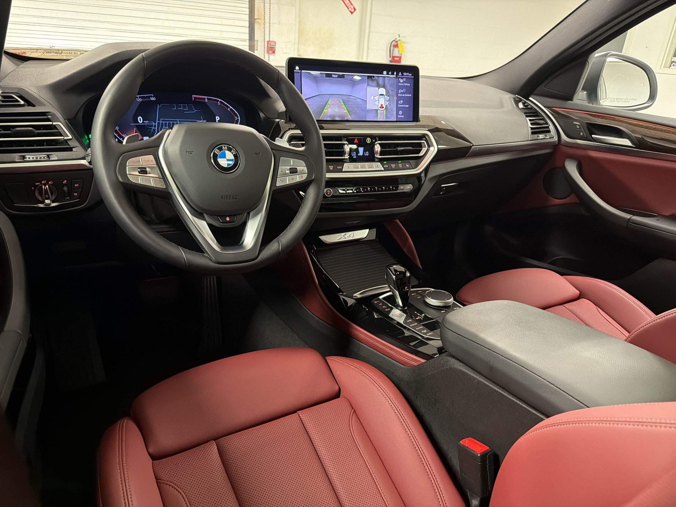 Certified 2025 BMW X4 xDrive30i AWD/4WD image 29