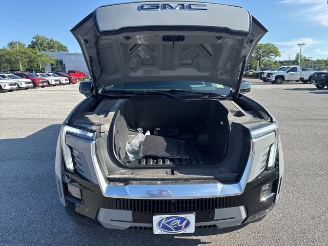 New 2024 GMC Sierra EV Denali image 30