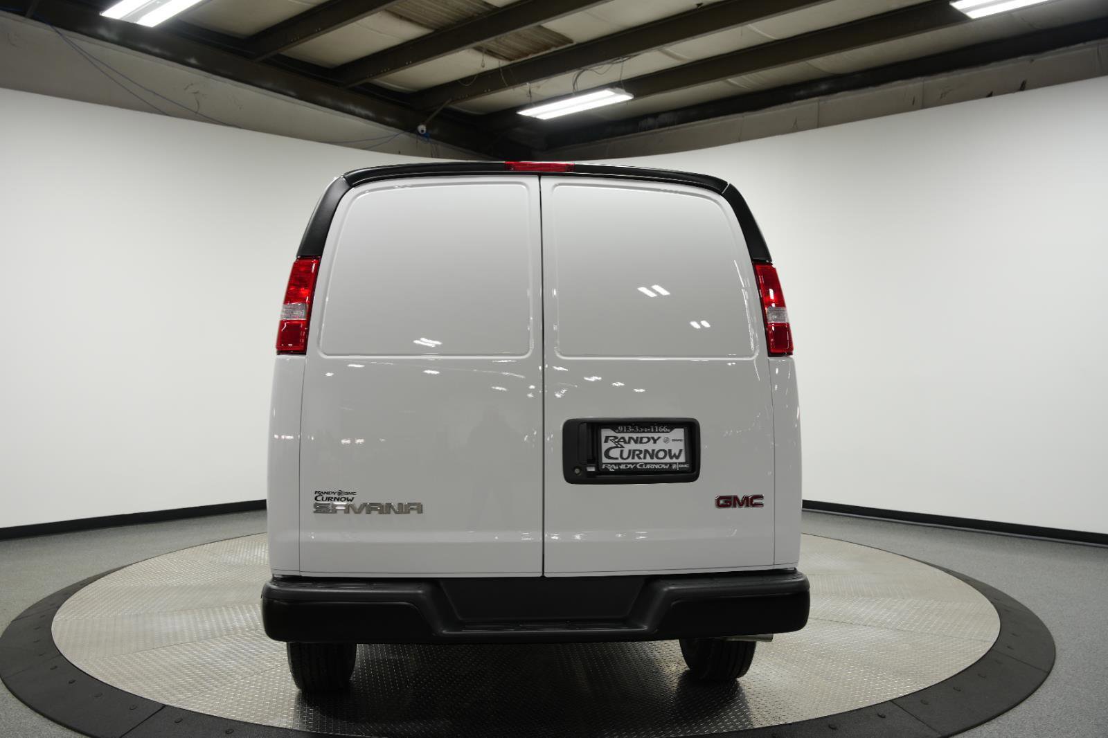 New 2026 GMC Savana 2500 Extended RWD image 7
