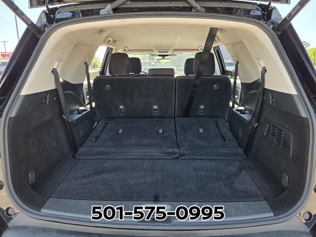 Used 2025 Nissan Pathfinder SV FWD image 16