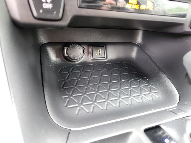 Used 2025 Toyota RAV4 LE AWD/4WD image 24