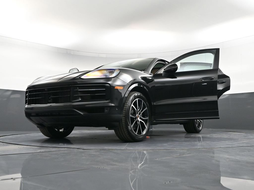 New 2026 Porsche Cayenne Coupe image 39