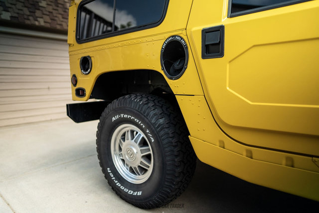 Used 2001 HUMMER H1 4-Door Wagon AWD/4WD image 64